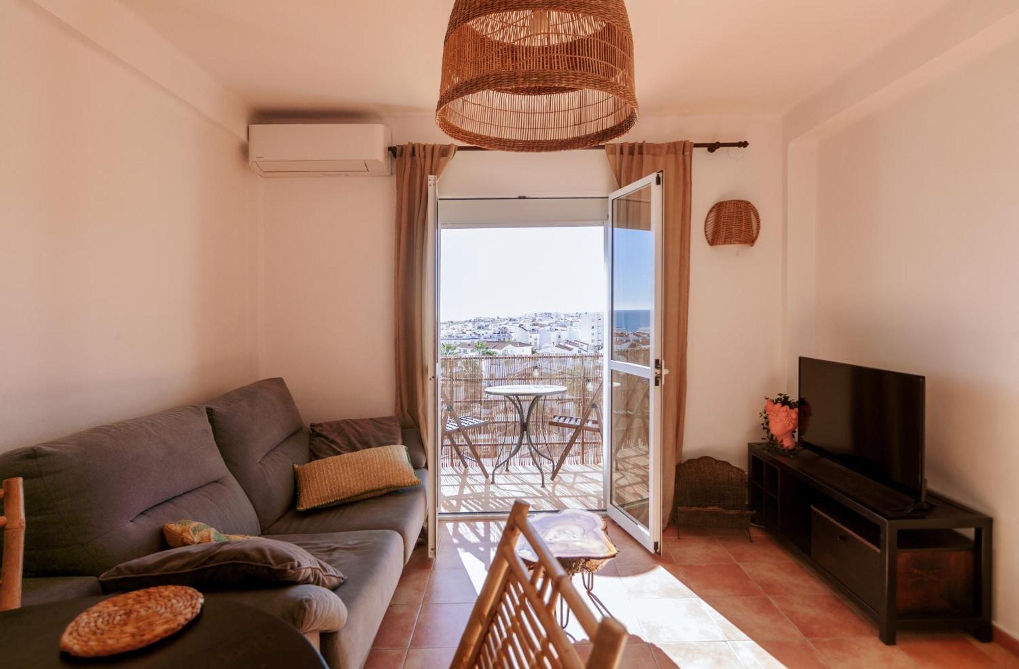 Alexandrite Sea View Apartment Nerja